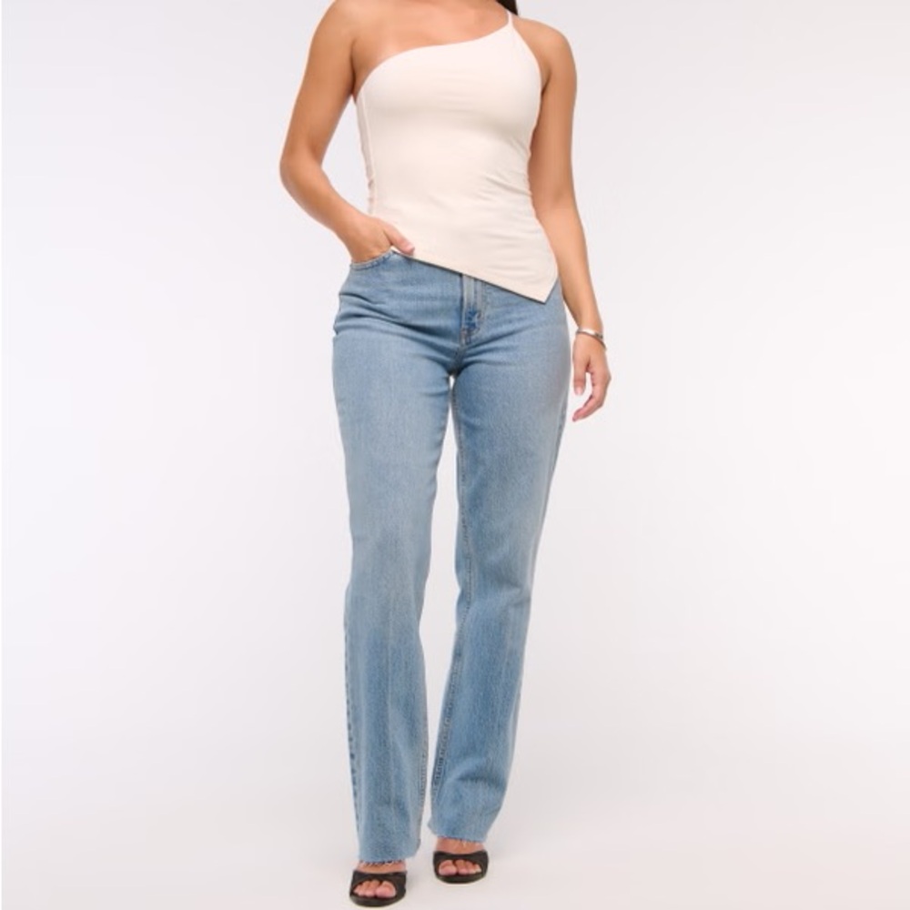 Abercrombie & Fitch 90s Straight Ultra High Rise Jeans Light Wash 24 Curve Love